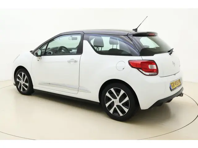 DS DS 3 1.2 PureTech Chic 2015 Benzine 4
