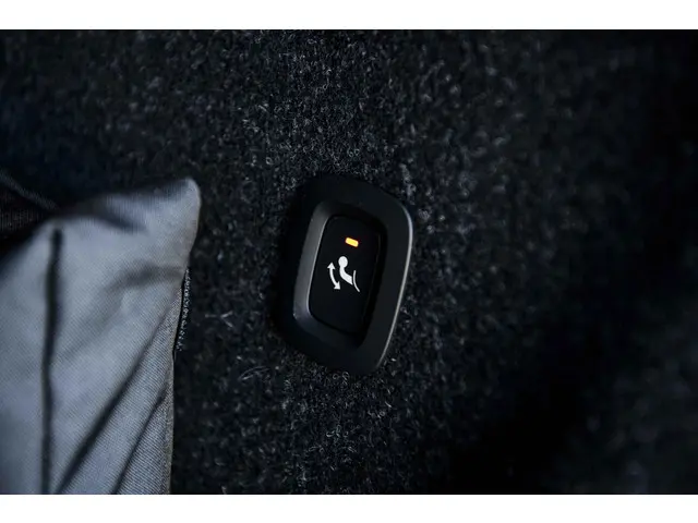 Volvo XC40 2.0 B4 Plus Dark 2025 Benzine 33