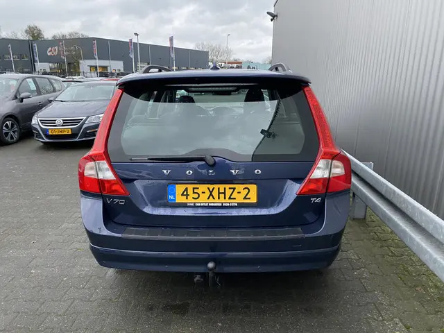 Volvo V70 1.6 T4 Limited Edition 2012 Benzine 8