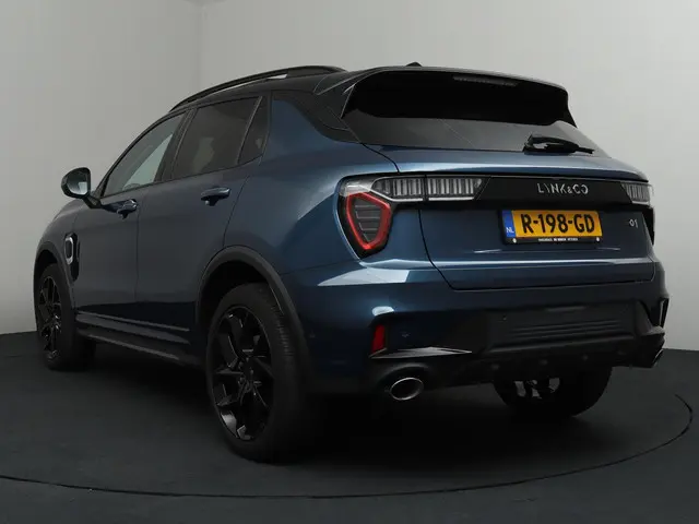 Lynk & Co 01 1.5 2022 Hybride Benzine 25