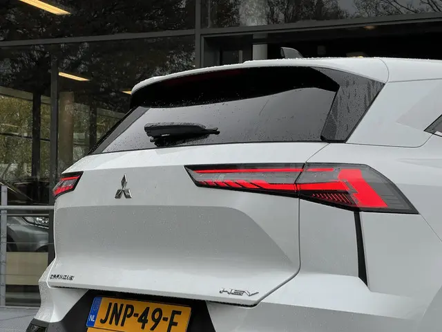 Mitsubishi Grandis 1.8 HEV Instyle 2025 Hybride Benzine 39