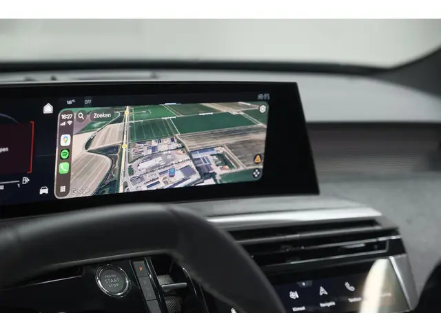 Peugeot 3008 1.2 Hybrid 145 GT 2025 Hybride Benzine 56