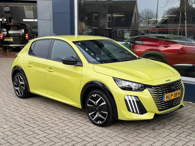 Peugeot e-208 EV GT 51 kWh 156 PK 2025 Elektrisch 3