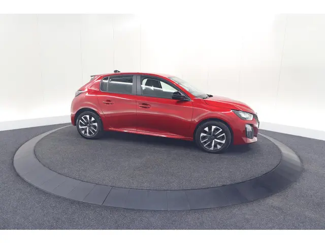 Peugeot 208 PureTech 100 Active 2024 Benzine 8