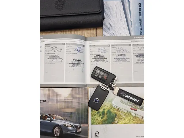 Volvo V40 1.6 T4 R-Design Automaat 2013 Benzine 49