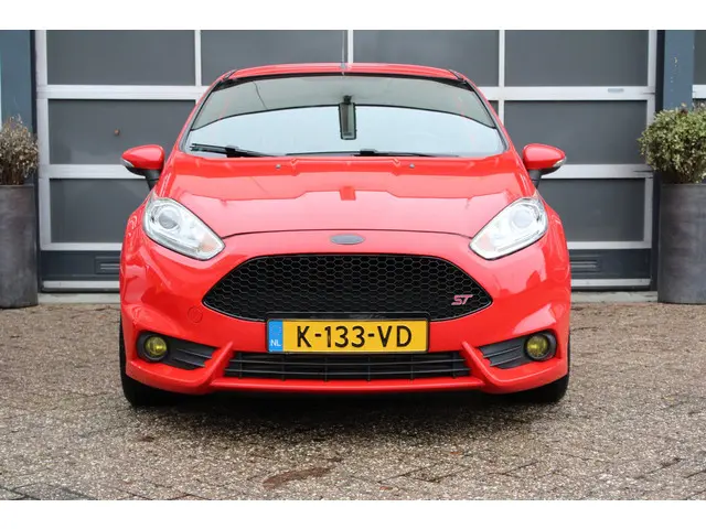Ford Fiesta 1.6 ST1 2014 Benzine 3