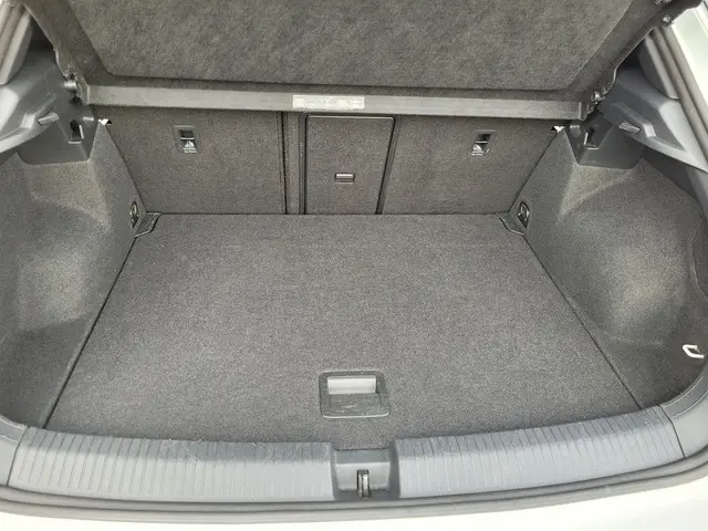 Volkswagen T-Roc 1.5 TSI Sport 2020 Benzine 8