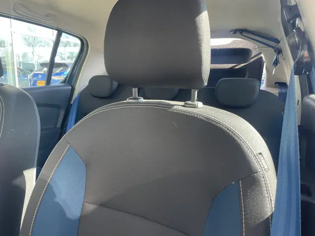 Dacia Sandero 0.9 TCe 10th Anniversary 2016 Benzine 24
