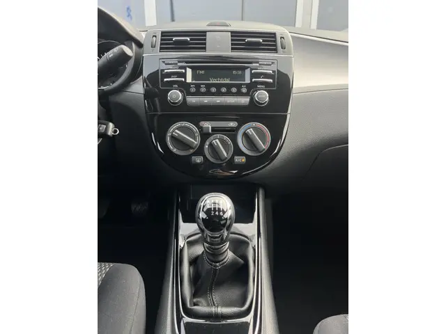 Nissan Pulsar 1.2 DIG-T Visia 2015 Benzine 19