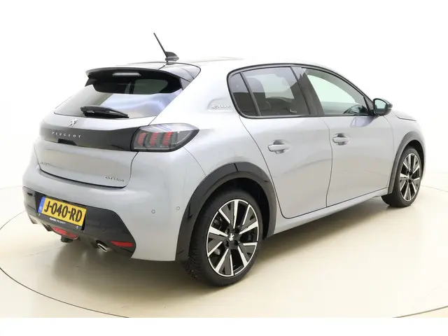 Peugeot 208 2
