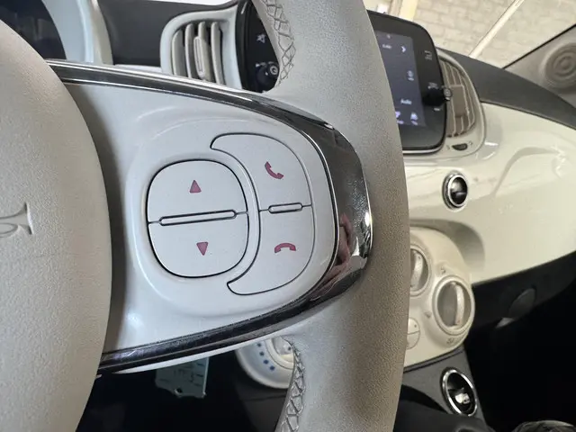 Fiat 500 1.0 Hybrid Lounge 2021 Benzine 24