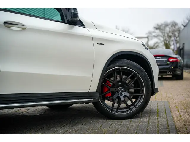 Mercedes-Benz GLE Coupé 43 AMG 4MATIC 2015 Benzine 36