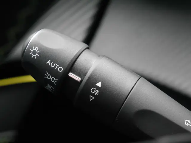 Peugeot e-208 EV GT 51 kWh 2024 Elektrisch 21