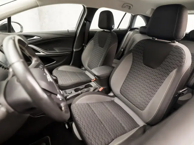Opel Astra Sports Tourer 1.2 Sport 2021 Benzine 13