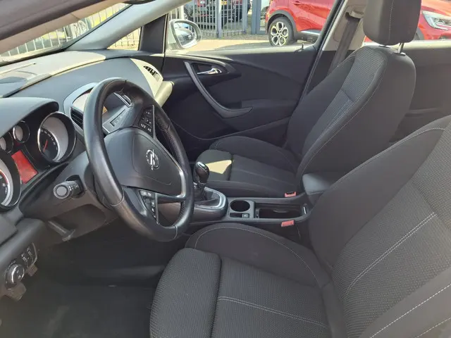 Opel Astra 1.4 Turbo Edition 2015 Benzine 17