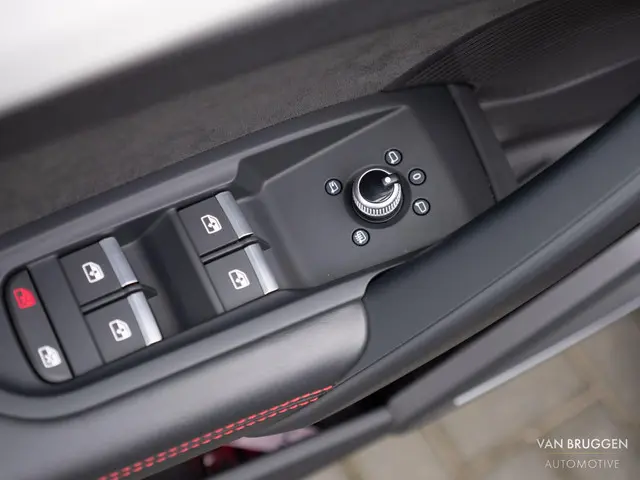 Audi Q5 55 TFSI e quattro S-Line 2020 Hybride Benzine 45