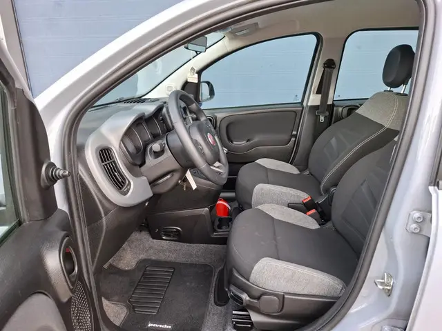 Fiat Panda 1.0 Hybrid City Life 2022 Benzine 13