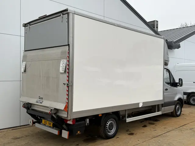 Mercedes-Benz Sprinter 317 1.9 CDI 2022 Diesel 3