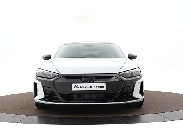 Audi e-tron GT 476pk Competition 93 kWh 2022 Elektrisch 2
