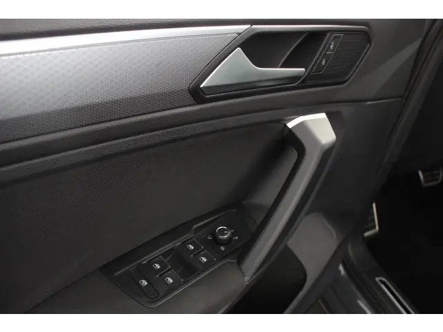 Volkswagen Tiguan 1.5 TSI DSG Active 2022 Benzine 13