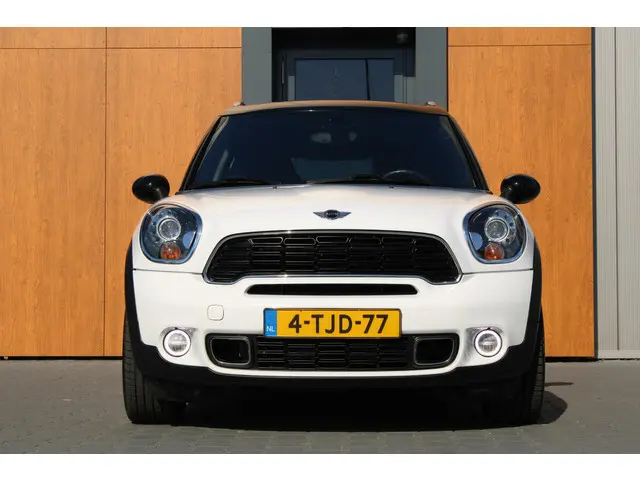 MINI Countryman 1.6D | Xenon | Clima | Origineel NL 2014 Diesel 9