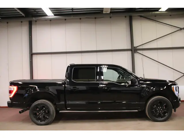 Ford F-150 USA F-150 V6 EcoBoost PLATINUM 2022 Benzine 4