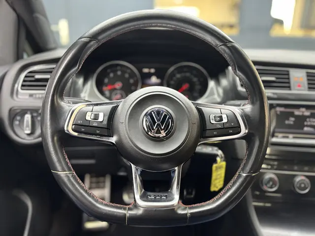 Volkswagen Golf 2.0 GTI 220 PK 2015 Benzine 11