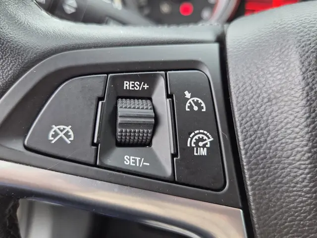 Opel Astra 1.4 Turbo NIEUW DISTRUB KETTING 2015 Benzine 20