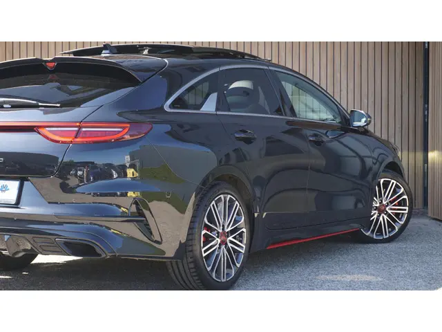 Kia ProCeed 1.6 T-GDI 205pk GT 2019 Benzine 62