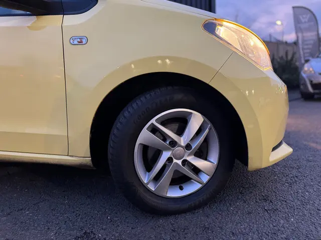 SEAT Mii 1.0 Reference Panorama Airco LM 2012 Benzine 24