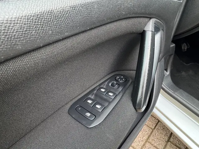 Peugeot 308 SW 1.2 PureTech Blue Lease 2015 Benzine 9