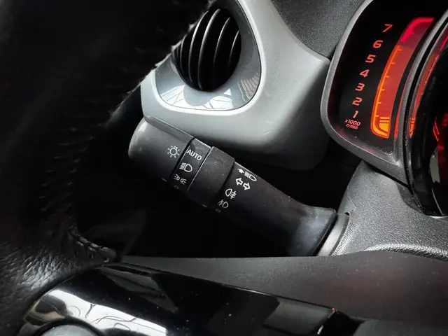 Toyota Aygo 1.0 VVT-i x-clusiv Cabrio 2017 Benzine 27