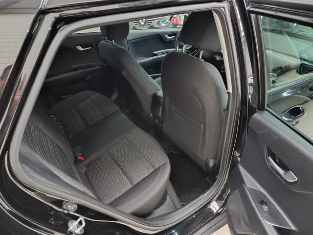 Kia Stonic 1.0 T-GDi DynamicLine 2017 Benzine 26