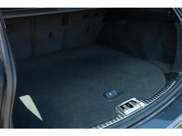 Volvo V60 T3 150 pk Momentum Automaat 2014 Benzine 24