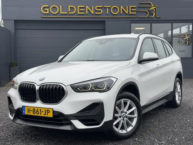 BMW X1 sDrive18i Executive Edition 2020 Benzine