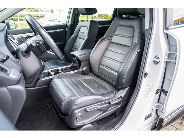 Honda CR-V 1.5i V-TEC LIFESTYLE TURBO 2020 Benzine 8