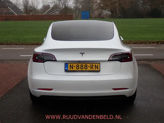 Tesla Model 3 SR+ 60kWh 2021 Elektrisch 23