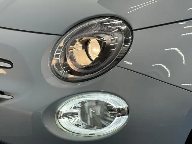 Fiat 500 1.0 Hybrid Dolcevita 2023 Benzine 31