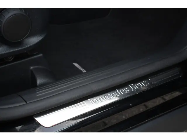 Mercedes-Benz GLA 250 e AMG 2021 Hybride Benzine 65