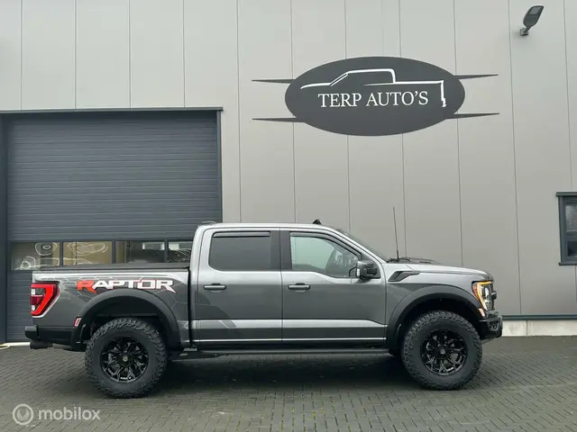 Ford F-150 USA Raptor R 2023 Benzine 37