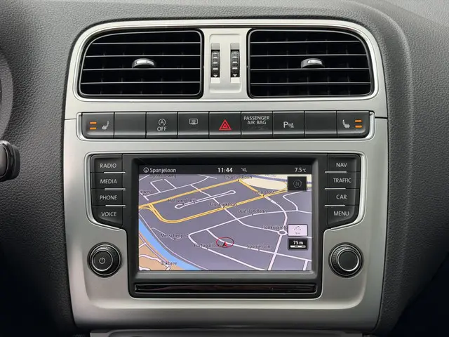 Volkswagen Polo 1.4 TDI Highline 2014 Diesel 35