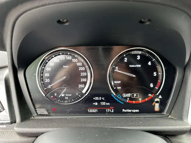 BMW 2 Serie 218 | AUT | LEDER | NAVI | AIRCO 2021 Diesel 5