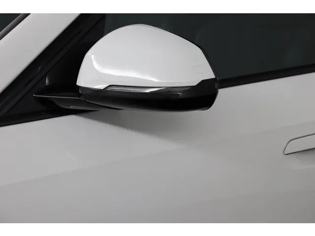 BMW X1 sDrive18i 2023 Benzine 30