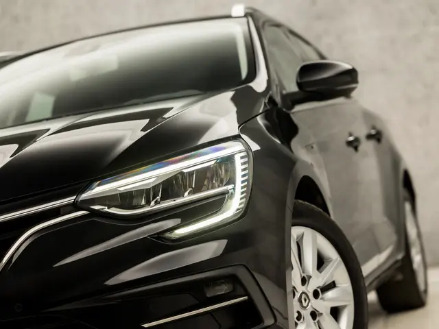 Renault Mégane Estate 1.3 TCe Sport Deluxe 2021 Benzine 12