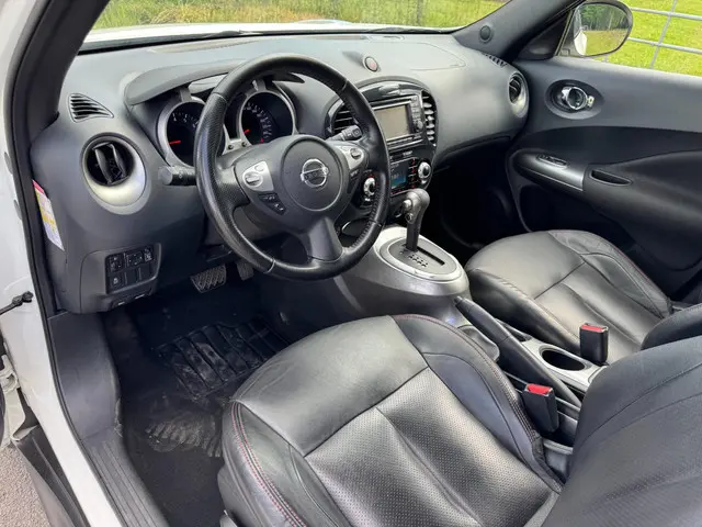 Nissan Juke 1.6 Tekna AUTOMAAT bomvol luxe 2012 Benzine 10
