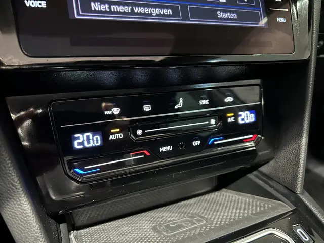 Volkswagen Passat 1.5 TSI Business 2021 Benzine 12