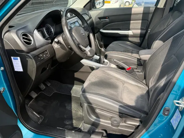 Suzuki Vitara 1.6 High Executive 2015 Benzine 12