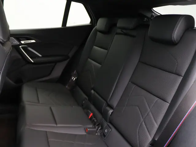 BMW iX2 eDrive20 2025 Elektrisch 8