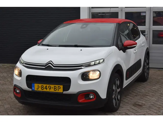 Citroën C3 PureTech 110 Shine 2020 Benzine 8