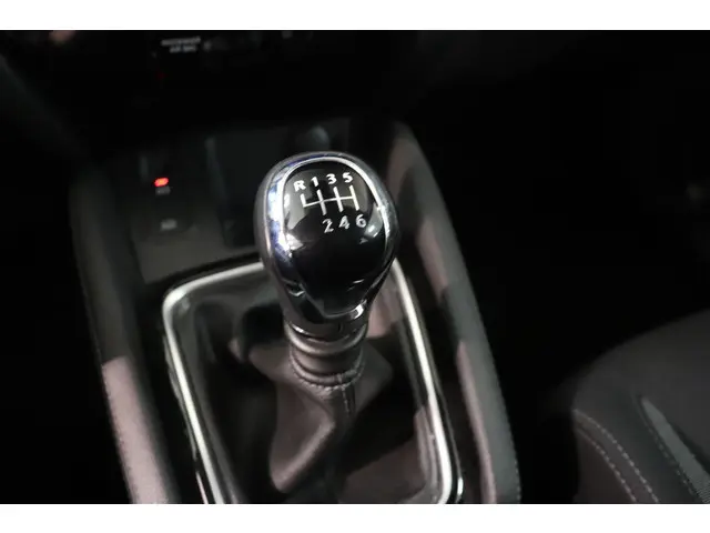 Nissan QASHQAI 1.3 DIG-T N-Connecta 2019 Benzine 25